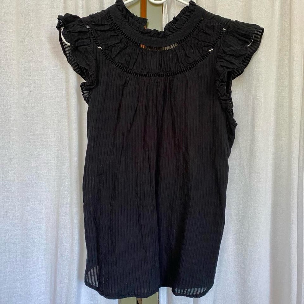 black sleeveless top